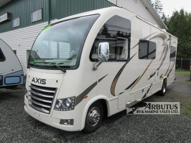 Used 2018 Thor Motor Coach Axis 25.2 image 3