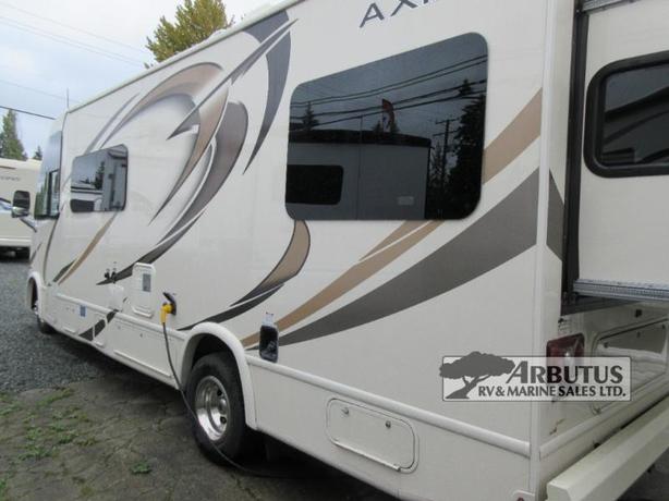 Used 2018 Thor Motor Coach Axis 25.2 image 4