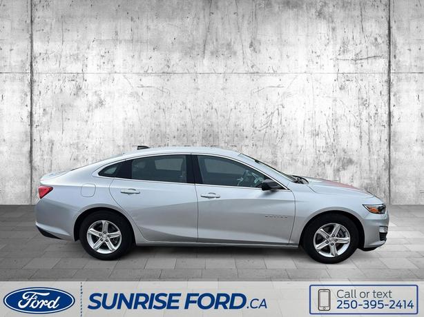 2021 Chevrolet Malibu LS image 4