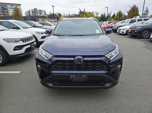 2019 Toyota RAV4 XLE AWD | One Owner! image 2