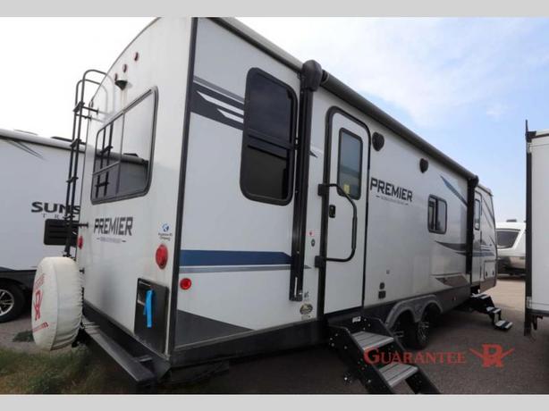 Used 2021 Keystone RV Premier Ultra Lite 26UDPR image 6
