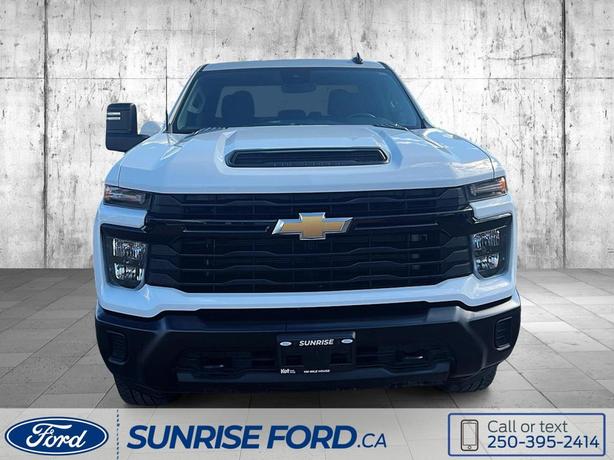 2024 Chevrolet Silverado 3500 Work Truck image 2
