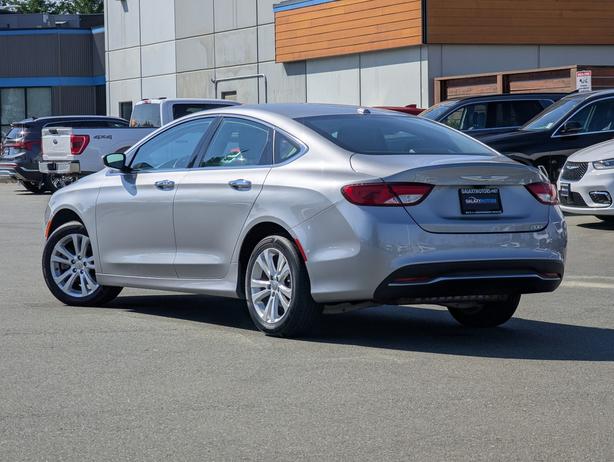 2016 Chrysler 200 Limited - Low KMs, Heated Seats image 8