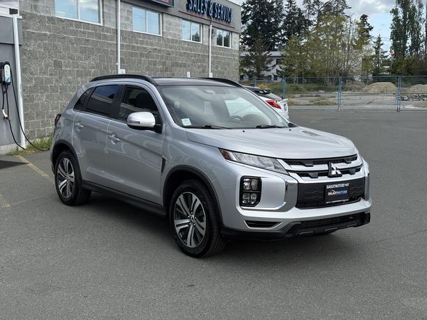 2024 Mitsubishi RVR GT 4WD -  Blind Spot Warning & Front fog lights image 4