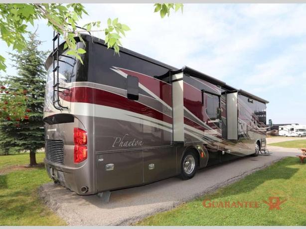 Used 2014 Tiffin Motorhomes Phaeton 40QBH image 6
