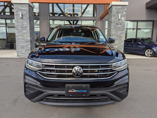 2022 Volkswagen Tiguan Comfort - Leather, AWD, Heated Seats image 3