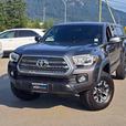 2017 Toyota Tacoma V6 thumbnail image