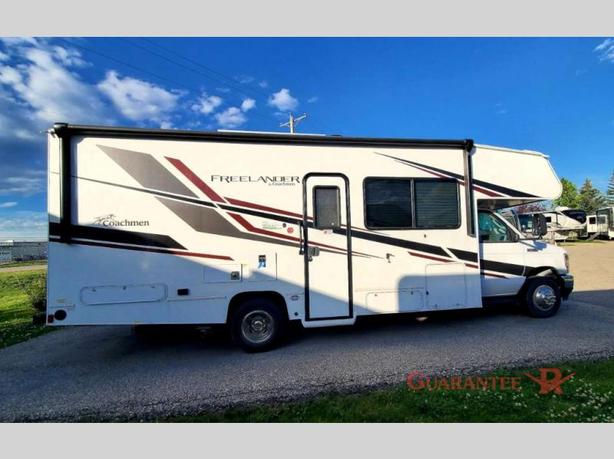 Used 2023 Coachmen RV Freelander 26DS image 7
