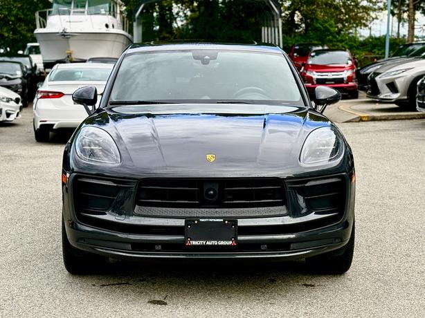 2022 Porsche Macan - AWD, Premium Plus Package, No Accidents image 3
