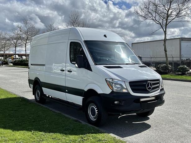 2017 Mercedes-Benz Sprinter 2500 cargo Van 4x4 144-inch WheelBase image 1
