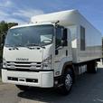 2024 Isuzu FVR 28-Foot Cummins Diesel Cube Van with Power Tailgate and Partition thumbnail image 4