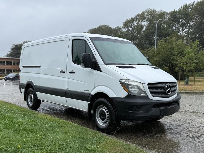 2016 Mercedes-Benz Sprinter 2500 Cargo Van Diesel display photo