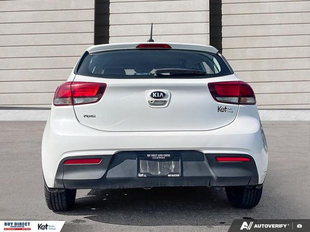 2021 Kia Rio5 LX image 5