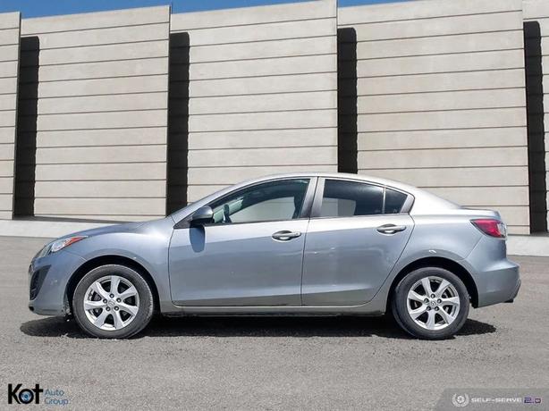 2011 MAZDA MAZDA3 image 3
