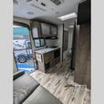 Used 2022 Venture RV Sonic Lite SL150VRB thumbnail image 6
