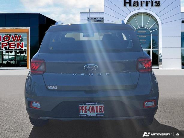 2023 Hyundai Venue Ultimate IVT | Blind Spot Monitor | Remote Engine Start! image 5