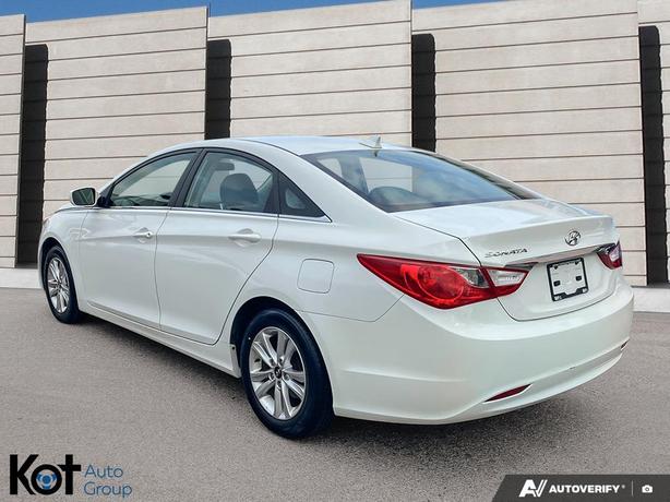 2012 Hyundai Sonata GLS BLUETOOTH! HEATED SEATS! image 4