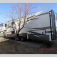Used 2017 Keystone RV Montana 3710 FL thumbnail image 4