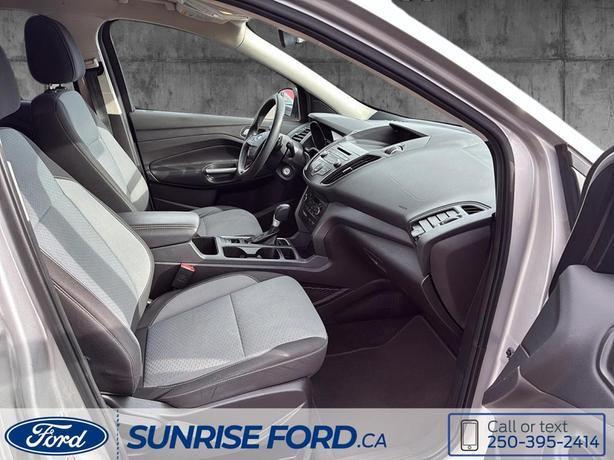 2017 Ford Escape SE image 8