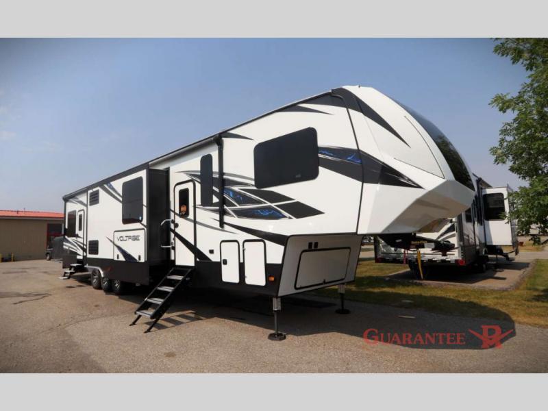 Used 2020 Dutchmen RV Voltage 4185TH display photo