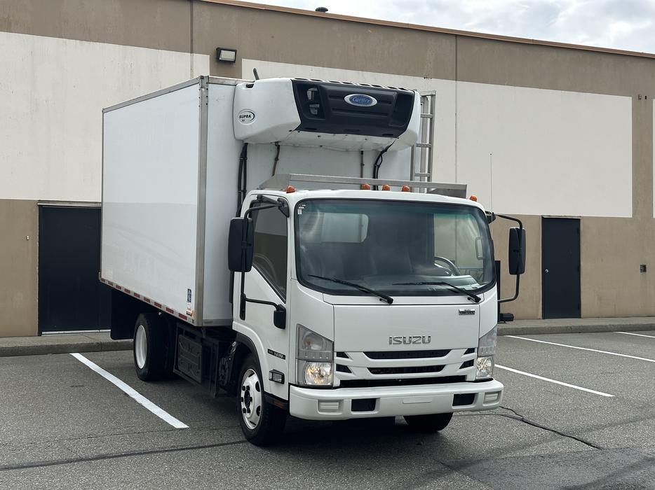 2019 Isuzu NRR display photo