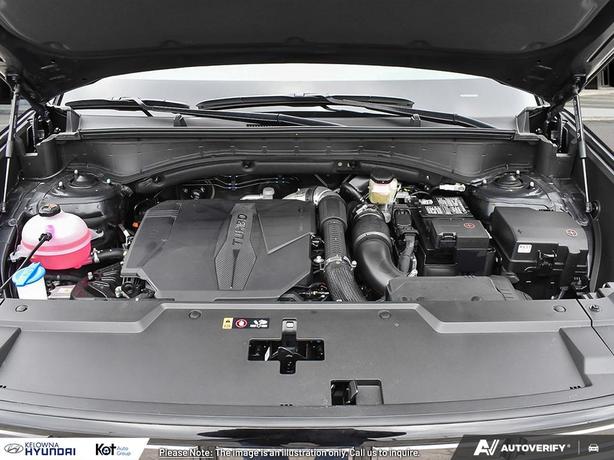 2025 Hyundai Santa Fe Luxury demo image 6