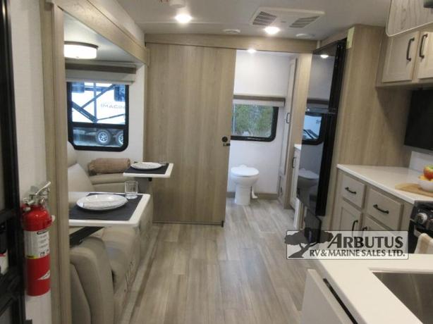 Used 2024 Forest River RV Rockwood Mini Lite 2518S image 5