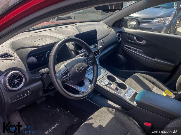 2023 Hyundai Kona Electric Preferred FULLY ELECTRIC! BUILT IN NAVIGATION! BLUE-T image 5