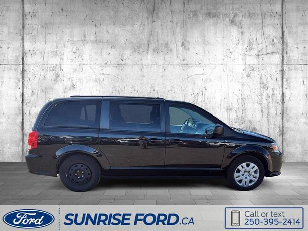 2020 Dodge Grand Caravan SXT image 4