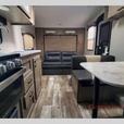 Used 2020 Venture RV Sonic SN190VRB thumbnail image 8