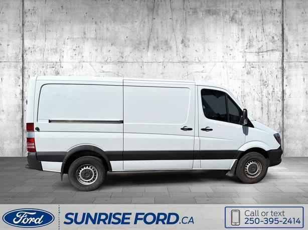 2017 Mercedes-Benz Sprinter Base image 4