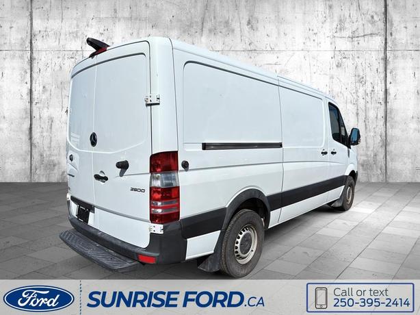 2017 Mercedes-Benz Sprinter Base image 5