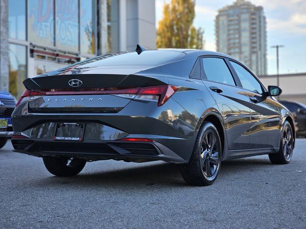 2023 Hyundai Elantra Preferred - No Accidents, Heated Steering Wheel image 5