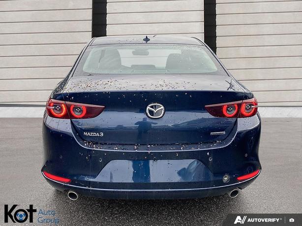 2019 Mazda3 GT image 5