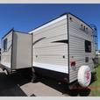 Used 2019 Keystone RV Hideout 24BHSWE thumbnail image 4