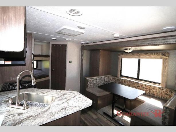 Used 2019 Keystone RV Hideout 24BHSWE image 7