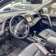 2017 Toyota RAV4 Hybrid Limited SUNROOF! HEATED SEATS! BLUETOOTH APPLE CARPLAY! thumbnail image 6