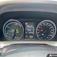 2017 Toyota RAV4 Hybrid Limited SUNROOF! HEATED SEATS! BLUETOOTH APPLE CARPLAY! thumbnail image 8