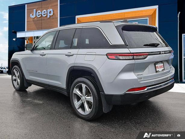 2022 Jeep Grand Cherokee Limited 4x4 | No Reported Accidents! image 4