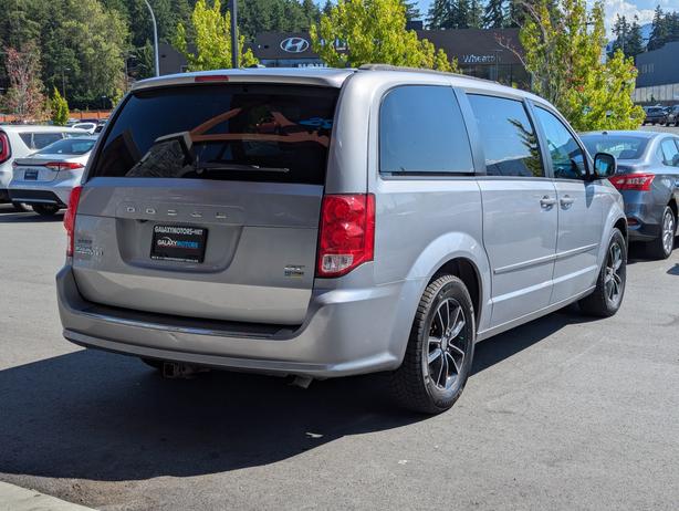 2017 Dodge Grand Caravan GT - No Accidents, Power Sliding Doors, NAV image 6