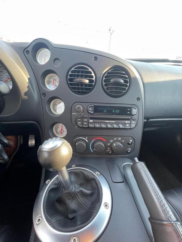 2006 Dodge Viper SRT10 | 8.3L V10 | Convertible | Extremely Low Mileage! image 7