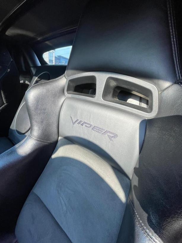 2006 Dodge Viper SRT10 | 8.3L V10 | Convertible | Extremely Low Mileage! image 8
