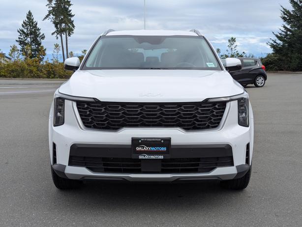 2024 Kia Sorento LX - No Accidents, Heated Seats, AWD image 3