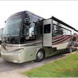 Used 2014 Tiffin Motorhomes Phaeton 40QBH thumbnail image 3