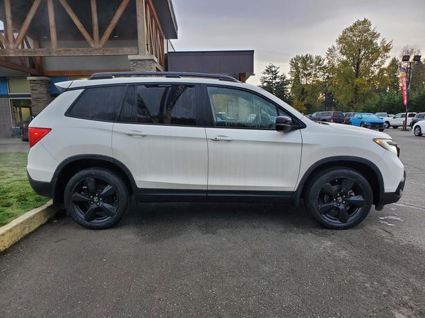 2019 Honda Passport Touring AWD - Nav, Heated Seats, Heated Wheel image 5