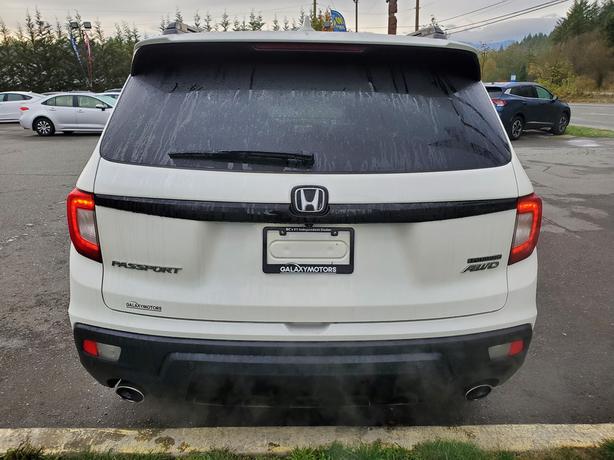 2019 Honda Passport Touring AWD - Nav, Heated Seats, Heated Wheel image 7