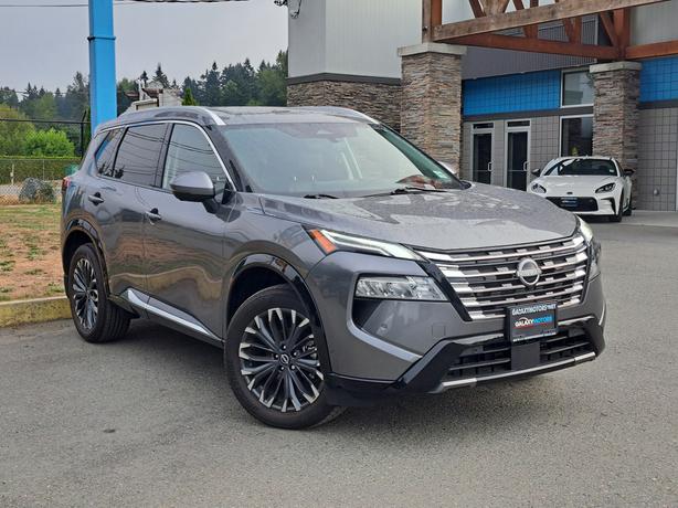 2024 Nissan Rogue Platinum AWD - Nav, Heated Seats, Moonroof image 4