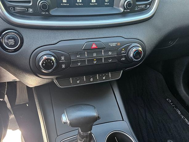 2019 KIA  Sorento LX image 8