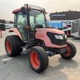 2010 Kubota M6040 4 wheel Drive Farm Tractor Diesel thumbnail image 7