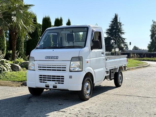2008 Suzuki Carry JDM Right Hand Drive 4X4 Kei Truck image 4